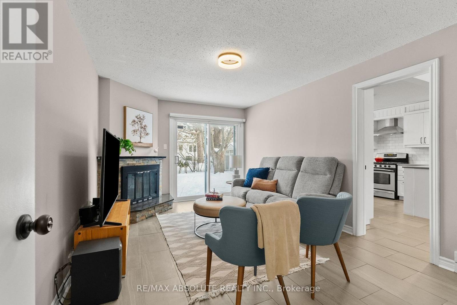 29 Bentworth Crescent