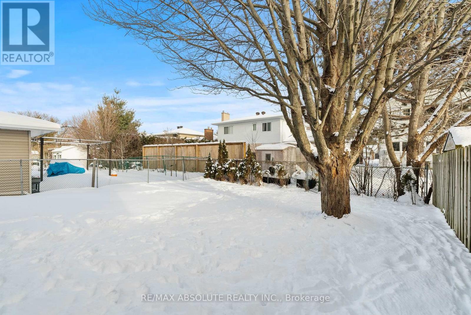 29 Bentworth Crescent