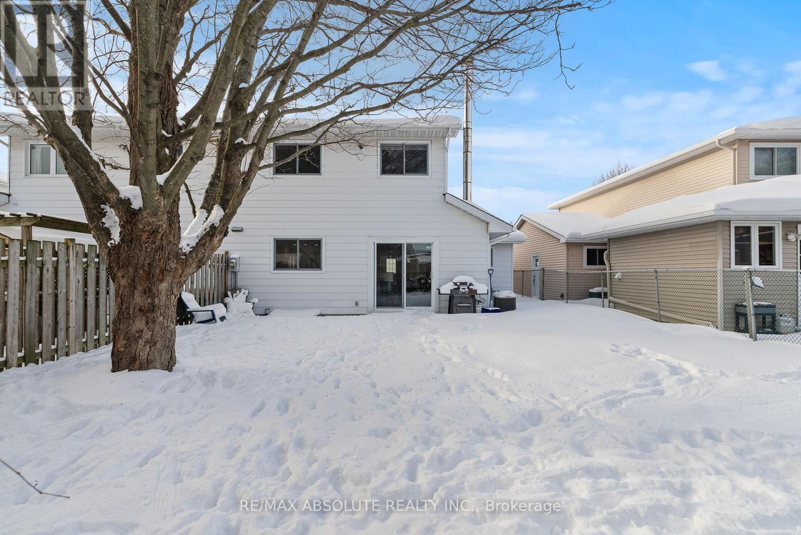 29 Bentworth Crescent