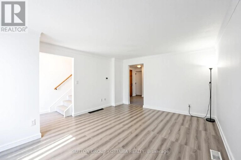 28403584/231-perth-street/brockville/brockville/ontario/K6V5E7_5