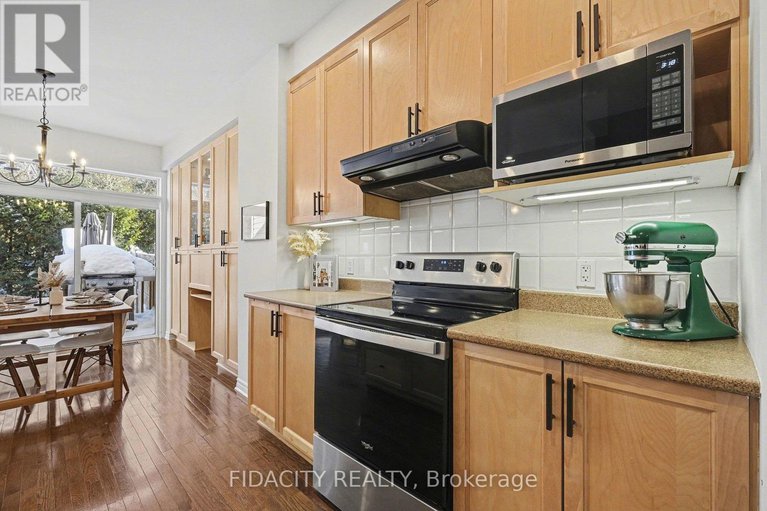 29327648/291-horseshoe-crescent/stittsville-north/ottawa/ontario/K2S0B7_12