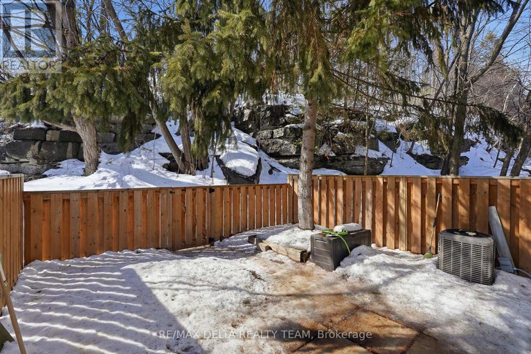 29438319/78-6821-bilberry-drive/convent-glen-north/ottawa/ontario/K1C2E8_23