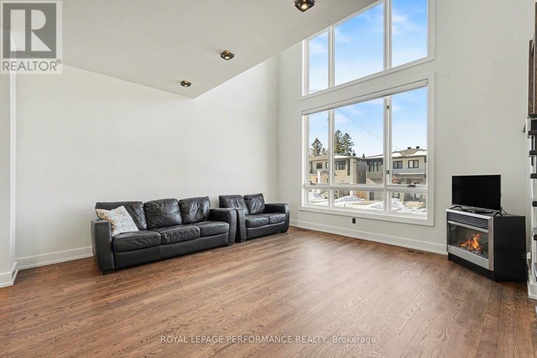 29515520/805-kingsmere-avenue/mckellar-heightsglabar-park/ottawa/ontario/K2A3J8_5