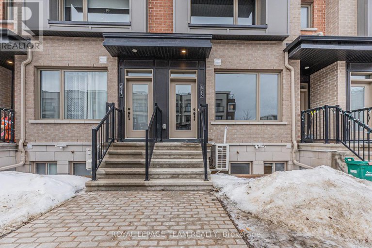 29240133/625-makwa-private/cfb-rockcliffe-and-area/ottawa/ontario/K1K5A4_3