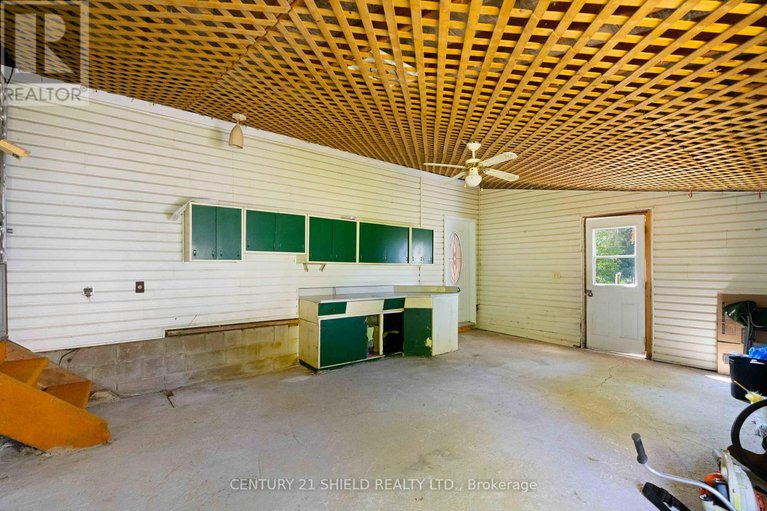 28884683/6261-911-6259-67th-avenue/lancaster/south-glengarry/ontario/K0C1N0_39