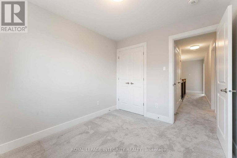 28638636/1182-cope-drive/stittsville-south/ottawa/ontario/K2S3C4_37