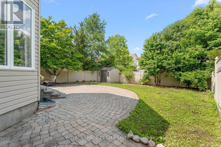 28487082/33-valencia-street/barrhaven-east/ottawa/ontario/K2G6T1_32