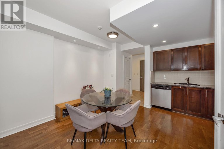 29400834/1006-200-besserer-street/sandy-hill/ottawa/ontario/K1N0A7_16