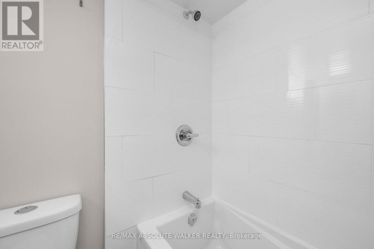 29640984/2052-valley-drive/elmvale-acresurbandale/ottawa/ontario/K1G2P4_31