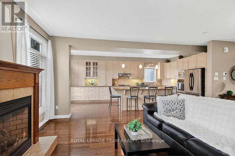 29130888/104-versilia-drive/barrhaven-east/ottawa/ontario/K2G7E4_9