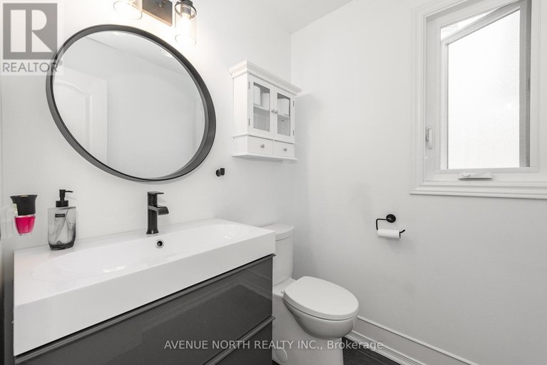 29648629/3028-courtyard-crescent/upper-hunt-club/ottawa/ontario/K1T3R7_17