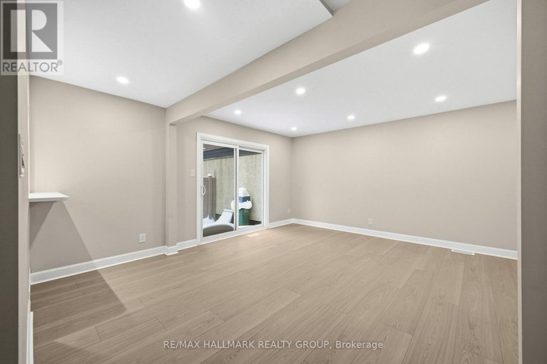 29355189/1414-ridgebrook-drive/pineview/ottawa/ontario/K1B4T2_12