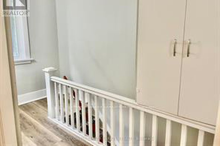 29114918/5-edgar-street/hintonburg/ottawa/ontario/K1Y3L4_8