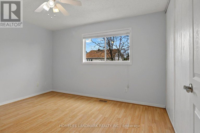 28322387/1856-sunland-drive/fallingbrookgardenway-south/ottawa/ontario/K4A3S8_23