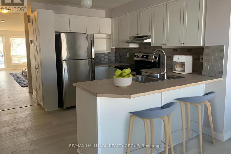 28559260/281-aquaview-drive/avalon-east/ottawa/ontario/K4A0B6_3