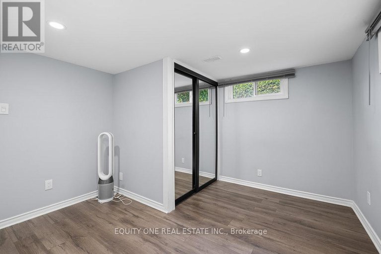 28621655/1041-wiseman-crescent/riverside-park/ottawa/ontario/K1V8J3_27