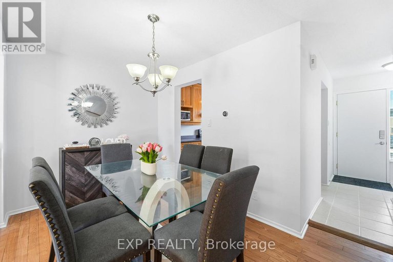 29366242/78-36-barrow-crescent/katimavik/ottawa/ontario/K2L2K1_16