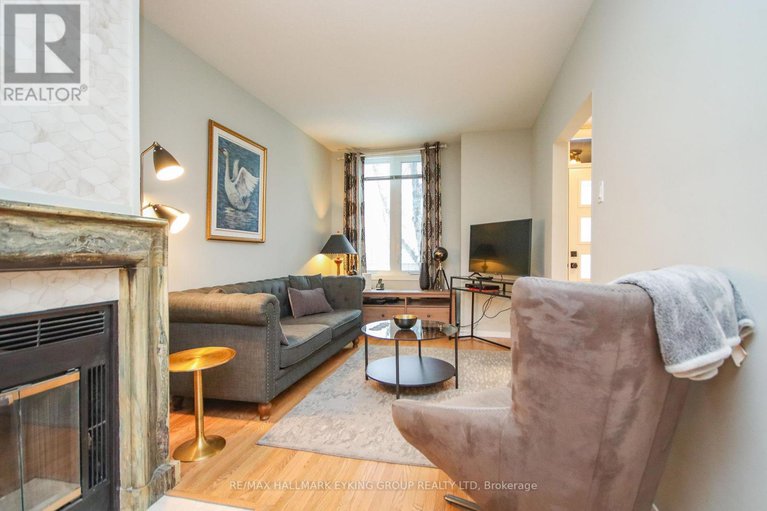 28220496/239-york-street/lower-town/ottawa/ontario/K1N5T9_8