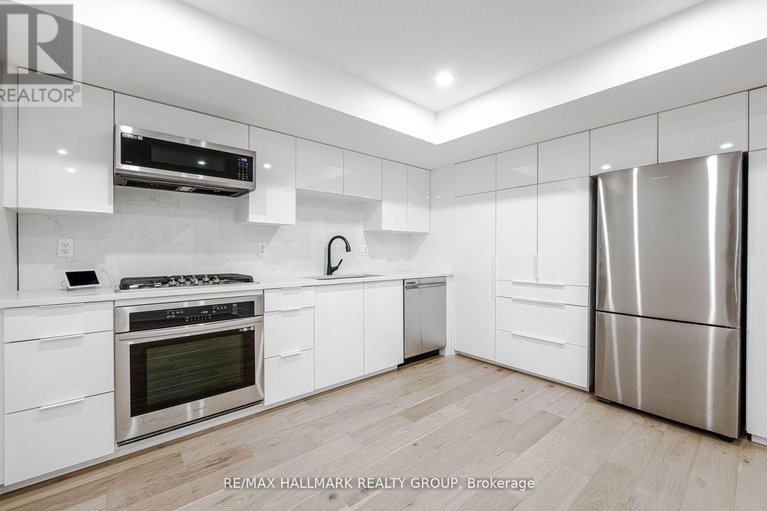 28666253/185-carleton-avenue/ottawa-westtunneys-pasture/ottawa/ontario/K1Y0J5_47