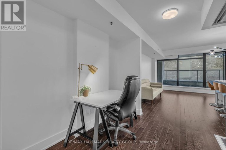 27829568/107-108-richmond-road/westborohampton-park/ottawa/ontario/K1Z0B3_15