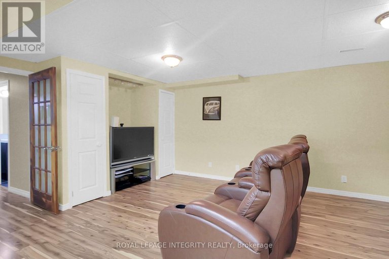 28534994/22-halkirk-avenue/glencairnhazeldean/ottawa/ontario/K2V1B5_44