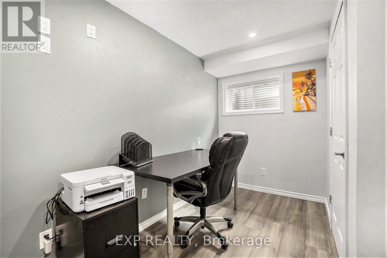 28647079/680-mathieu-way/fallingbrookpineridge/ottawa/ontario/K4A2R4_29
