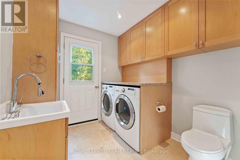 28943103/60-vaan-drive/merivale-gardens/ottawa/ontario/K2G0C9_14