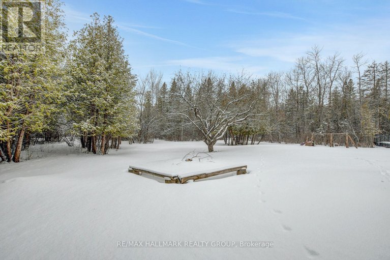 29496825/131-delaney-drive/huntley-ward-south-west/ottawa/ontario/K0A1L0_40