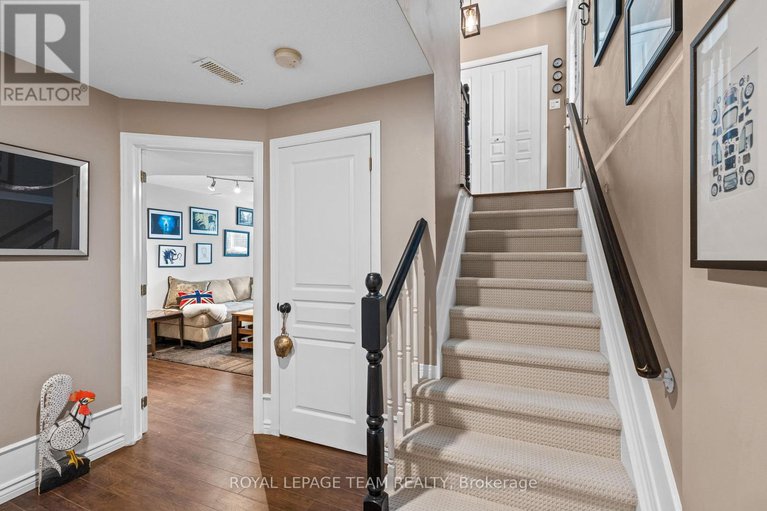 28493440/48-colchester-square/beaverbrook/ottawa/ontario/K2K2X4_25