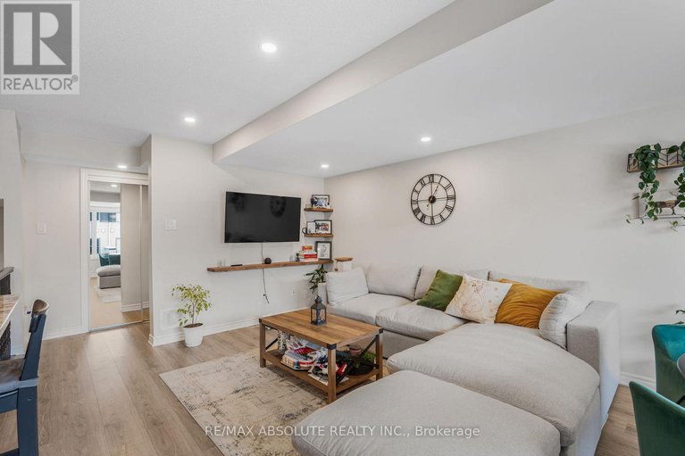 29213898/605-makwa-private/cfb-rockcliffe-and-area/ottawa/ontario/K1K5A4_8