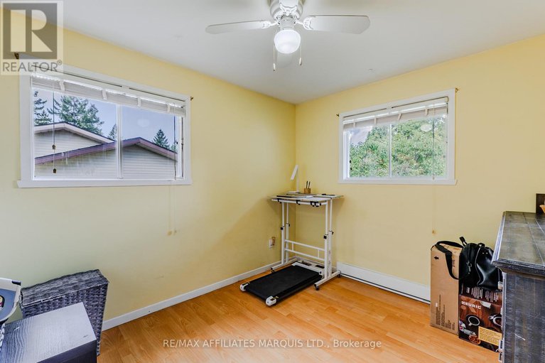28780617/18223-oak-drive/south-glengarry-charlottenburgh-twp/south-glengarry/ontario/K0C2J0_10
