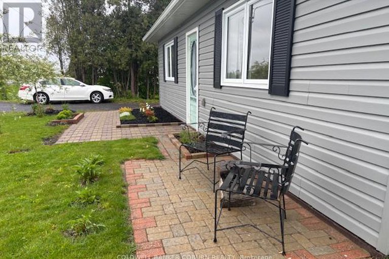 28355682/11397-county-rd-18-highway/south-dundas-matilda-twp/south-dundas/ontario/K0E1C0_2