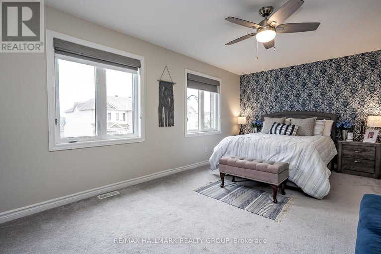 28443105/208-sittelle-private/fallingbrookgardenway-south/ottawa/ontario/K4A1G1_25