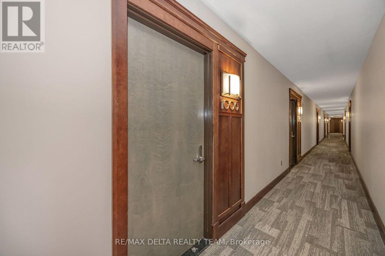 29400834/1006-200-besserer-street/sandy-hill/ottawa/ontario/K1N0A7_7