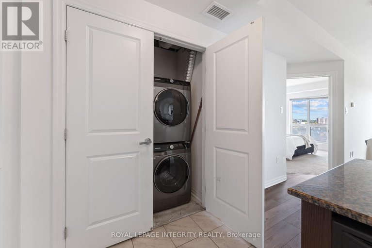 28973864/1208-90-landry-street/vanier/ottawa/ontario/K1L0A9_16