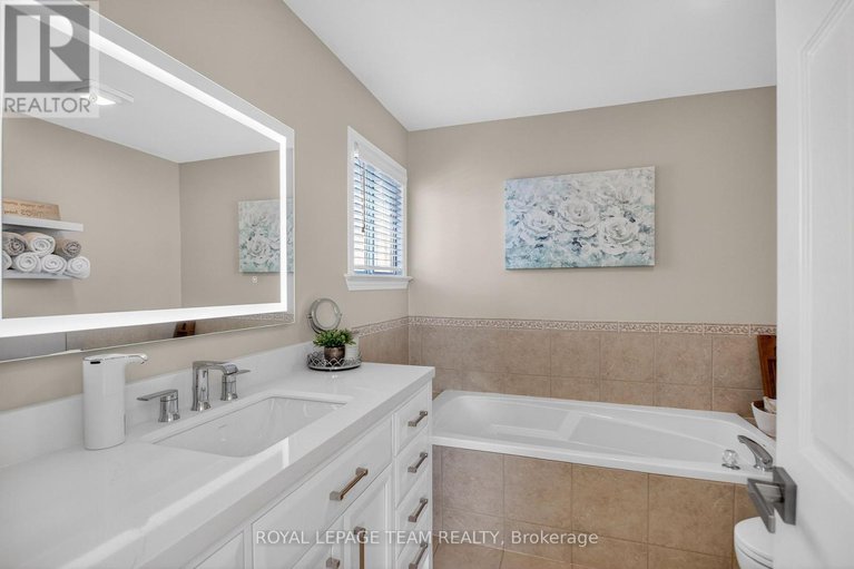 29402323/6291-ottawa-street-w/richmond/ottawa/ontario/K0A2Z0_32