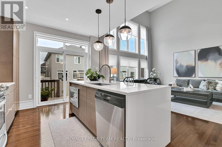 29061486/743-brian-good-avenue/riverside-southgloucester-glen/ottawa/ontario/K4M0E3_11