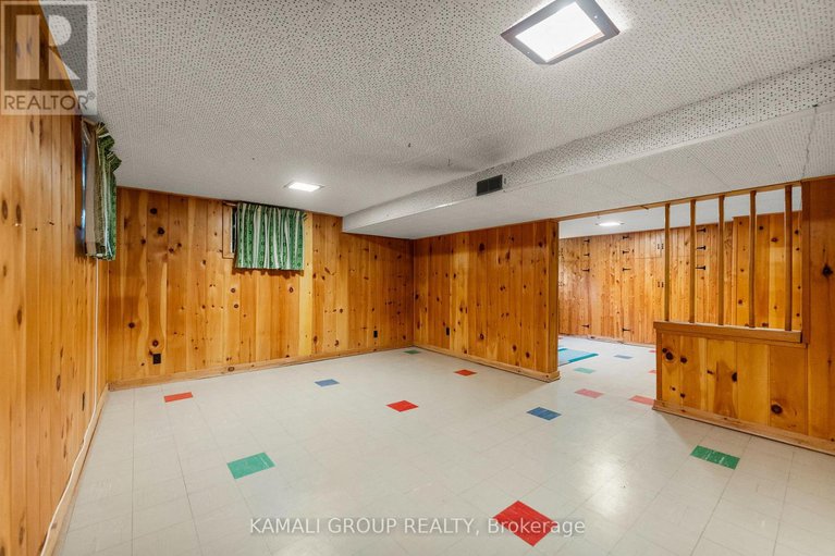 29087662/683-courtenay-avenue/laurentianview/ottawa/ontario/K2A3B8_24