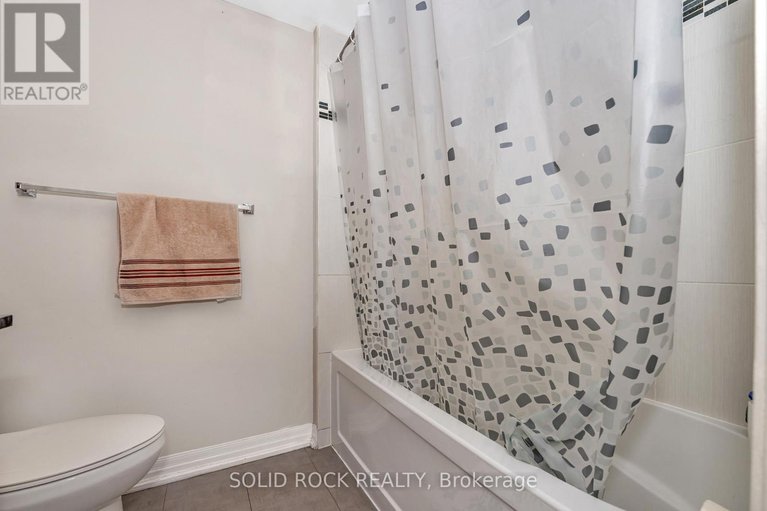 28668190/306-195-besserer-n/sandy-hill/ottawa/ontario/K1N0B6_20