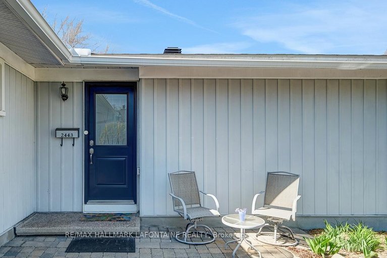 29444353/2443-ogilvie-road/beacon-hill-north/ottawa/ontario/K1J7N3_3