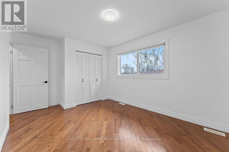 28206742/62-chippewa-avenue/meadowlandsst-claire-gardens/ottawa/ontario/K2G1Y2_21