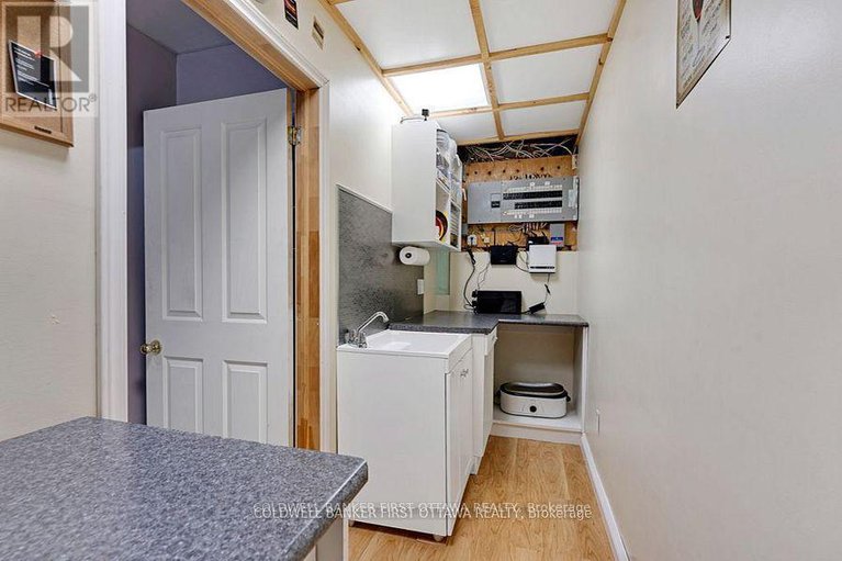 29165511/741-drummond-con-12c-road/drummond-n-elmsley-drummond-twp/drummondnorth-elmsley/ontario/K7C3P1_27