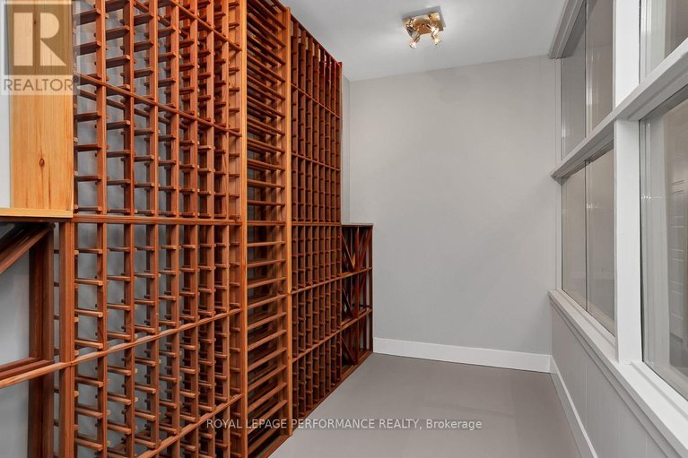 29660166/1285-livingstone-avenue/alta-vista/ottawa/ontario/K1H7P7_29