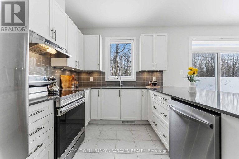 29275906/412-appalachian-circle/half-moon-bay/ottawa/ontario/K2J6X4_21