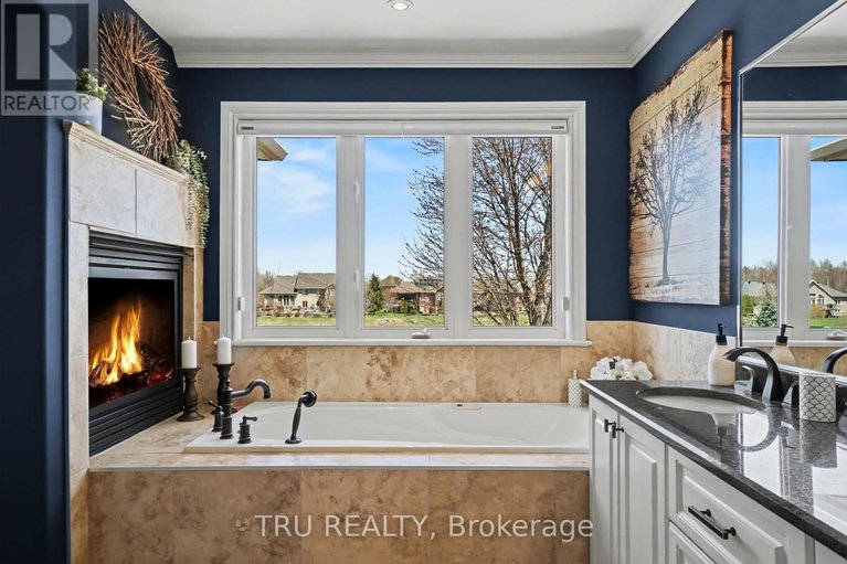 29673244/6796-suncrest-drive/greely/ottawa/ontario/K4P0B2_29