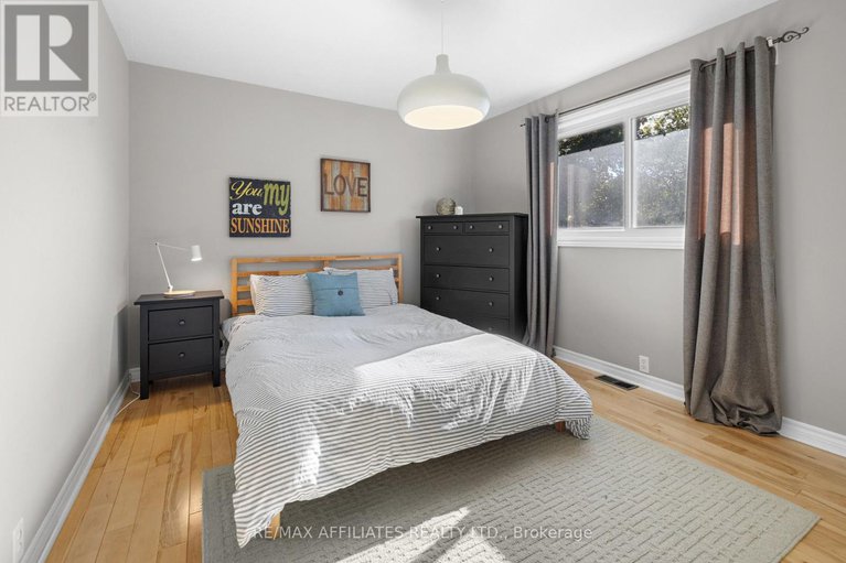 29048671/164-napoleon-street/carleton-place/carleton-place/ontario/K7C2W9_27