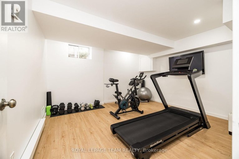 29663238/9-casgrain-court/beaverbrook/ottawa/ontario/K2K2A7_33