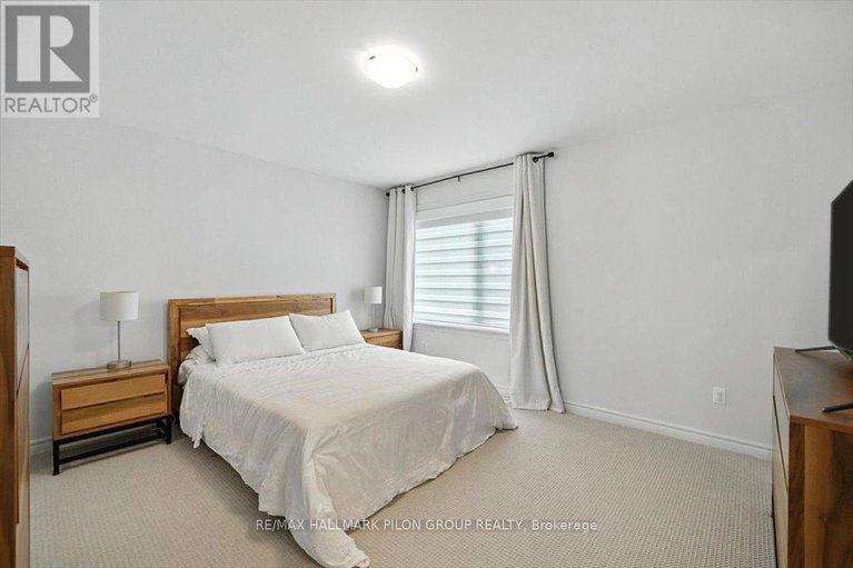 28722166/391-cornice-street/mer-bleuebradley-estatesanderson-park/ottawa/ontario/K1W0P7_14