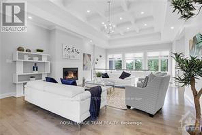 28941277/525-leimerk-court/manotick-village-manotick-estates/ottawa/ontario/K4M0B2_7