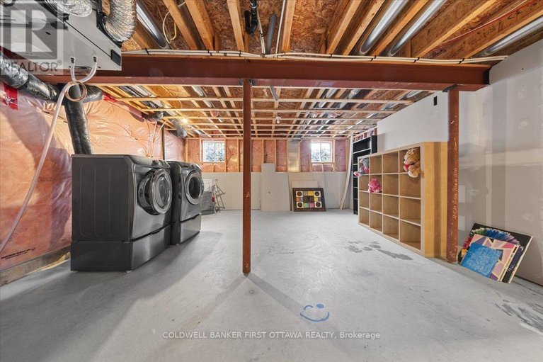 29689822/213-rue-des-soldats-riendeau-street/half-moon-bay/ottawa/ontario/K2J5Z4_38
